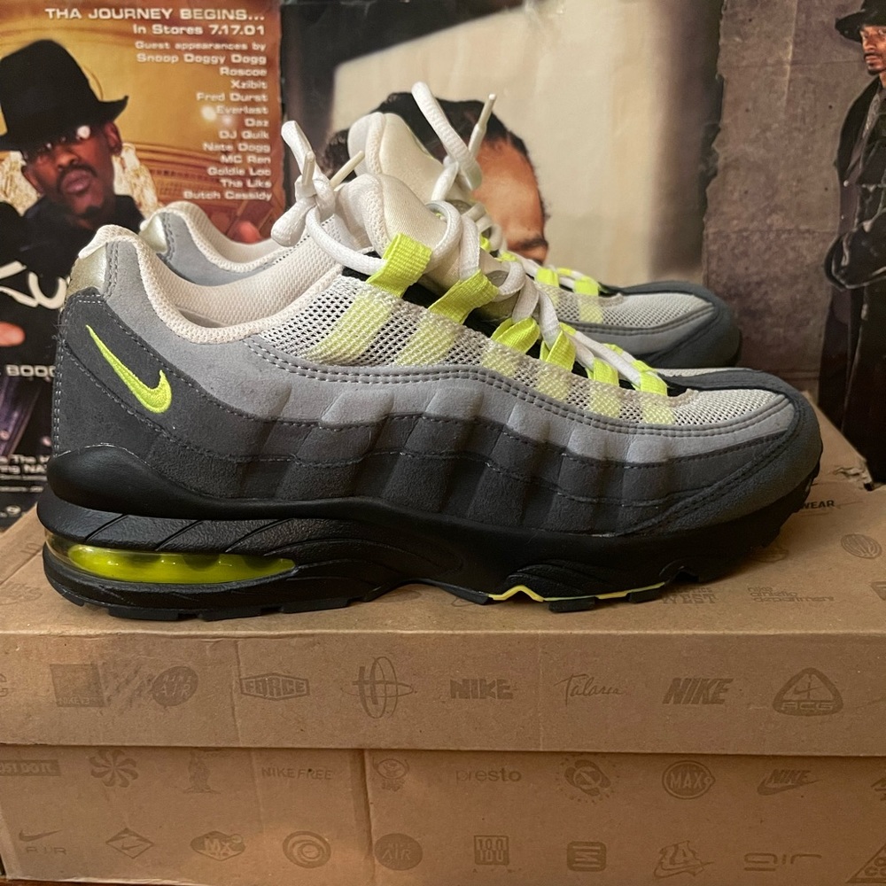 ❌SOLD❌Nike Air Max 95 OG Neon size 6.5 (GS)